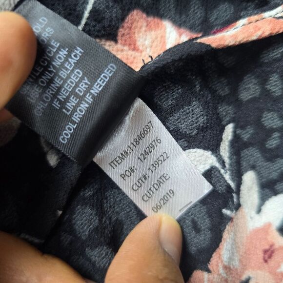 Torrid Knit Crepe Drape Blazer Black Floral 3/4 Sleeve Women's Plus size 2X - Picture 9 of 10